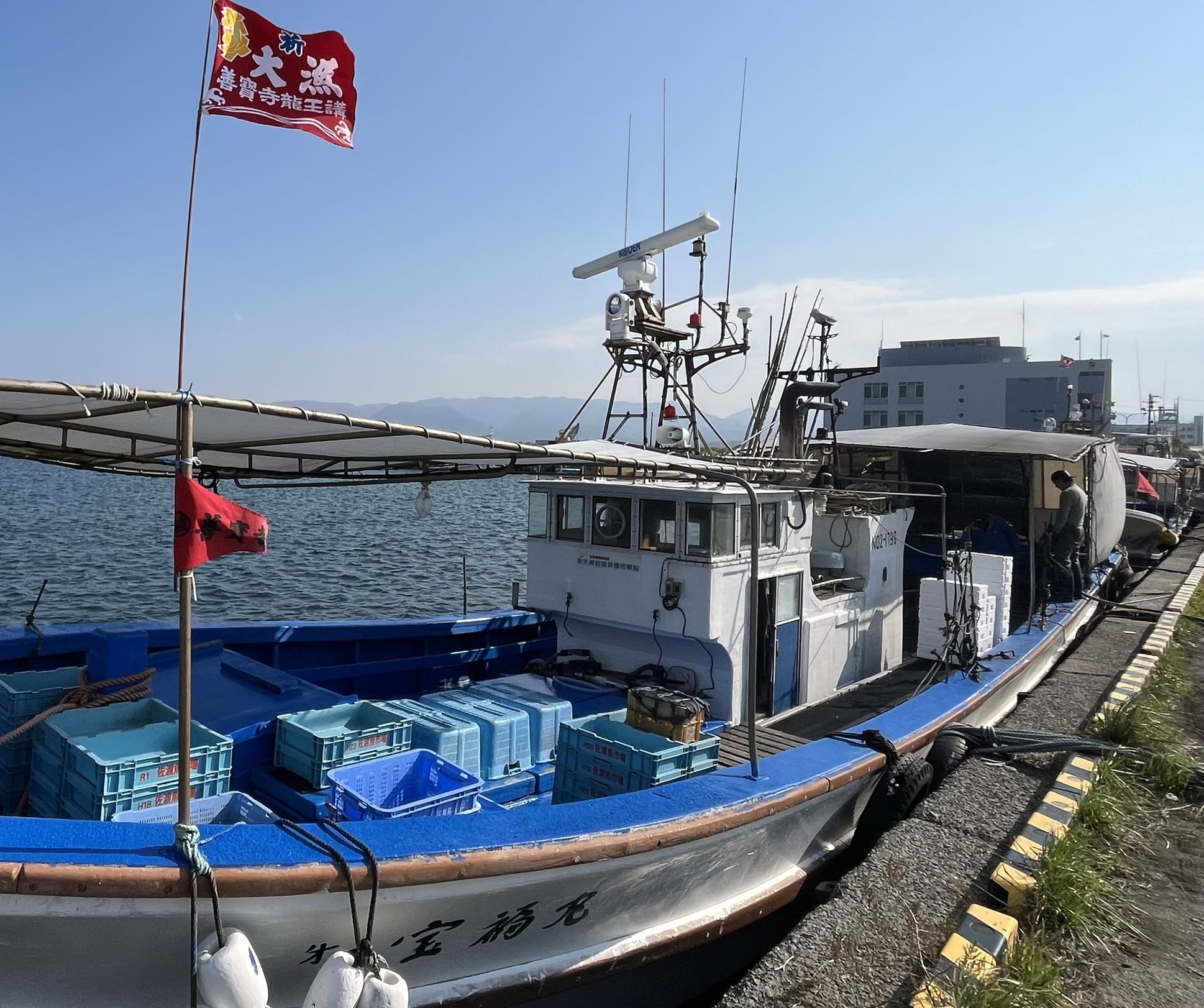 えび篭漁の漁船
